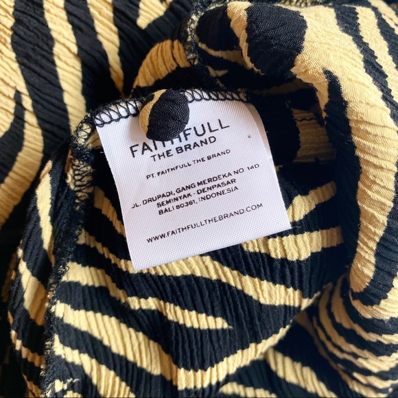 Faithfull the Brand Ilia Mini Dress Size Large - Picture 5 of 6